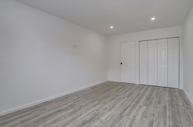 Building Photo - 7100 JFK Blvd E