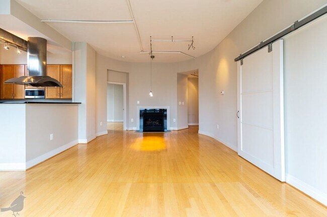Building Photo - 2020 12th St NW