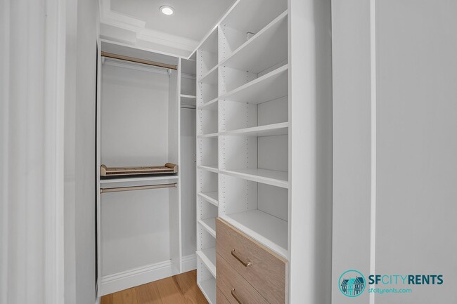 Building Photo - Diamond Heights/Noe Valley: Single Family Home w/ Guest Suite, Yard, Garage & EV Charger