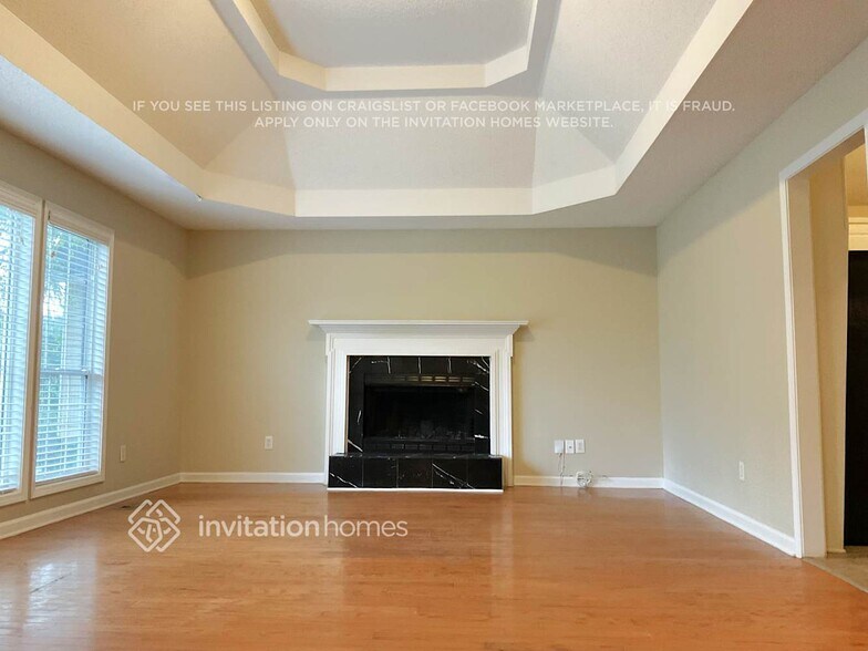 Building Photo - 2026 Spicers Ln