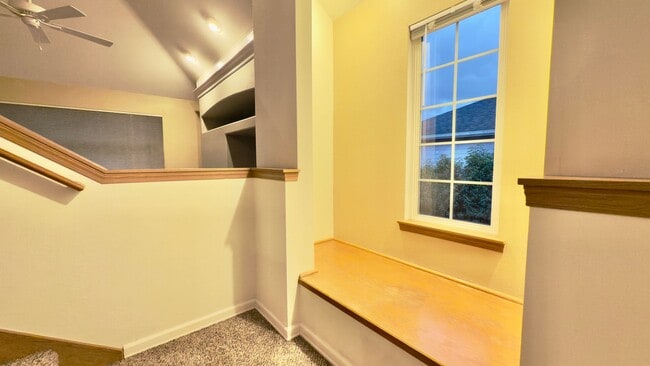 Building Photo - 3 Bedroom (Two Primary Suites) Floorplan i...