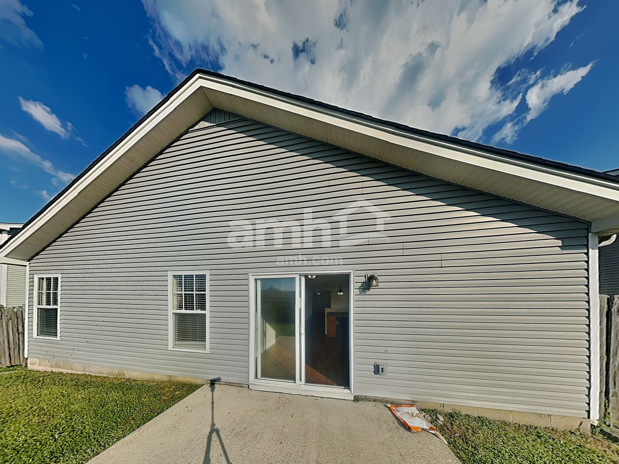 Building Photo - 334 Stewart Springs Dr