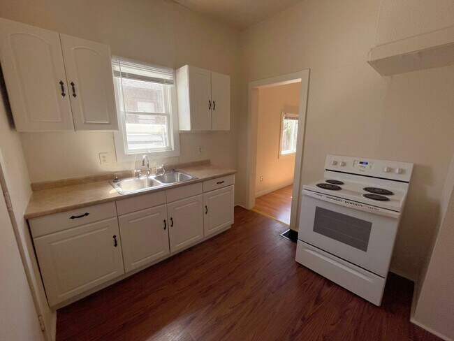 Building Photo - willh06