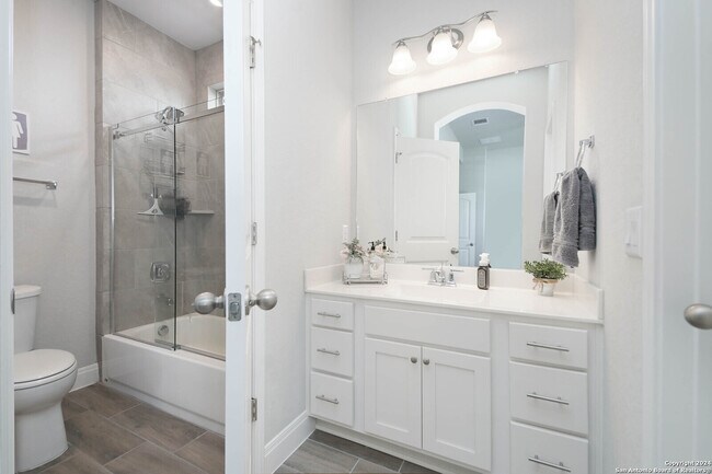 Building Photo - 446 Scenic Lullaby