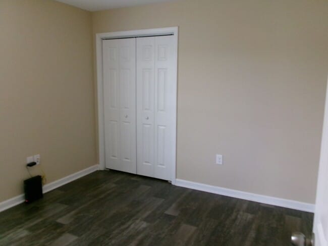 Building Photo - 3 bedroom, 2 bath home conveniently located in Conway