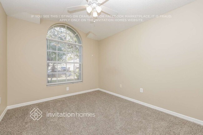 Building Photo - 6939 Crown Lake Dr