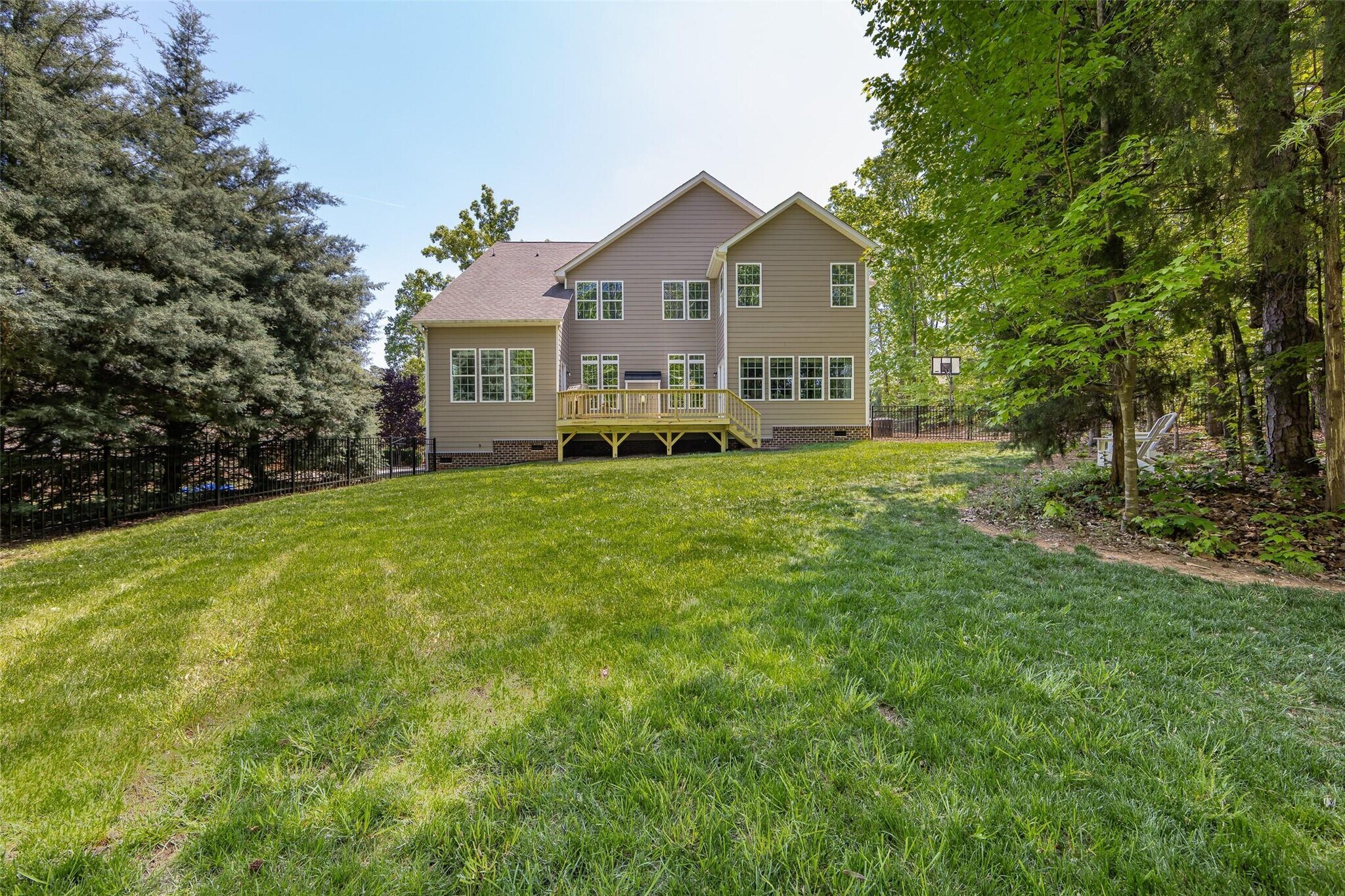 Building Photo - 10716 Meg Meadow Dr