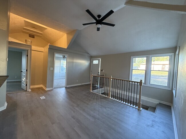 Building Photo - 2753 N 34th St