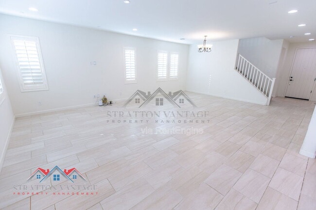 Building Photo - 959 W Zion Pl