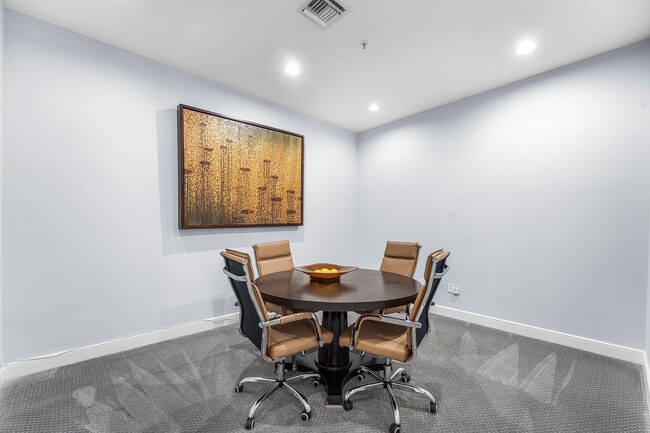 Building Photo - 233 S Federal Hwy