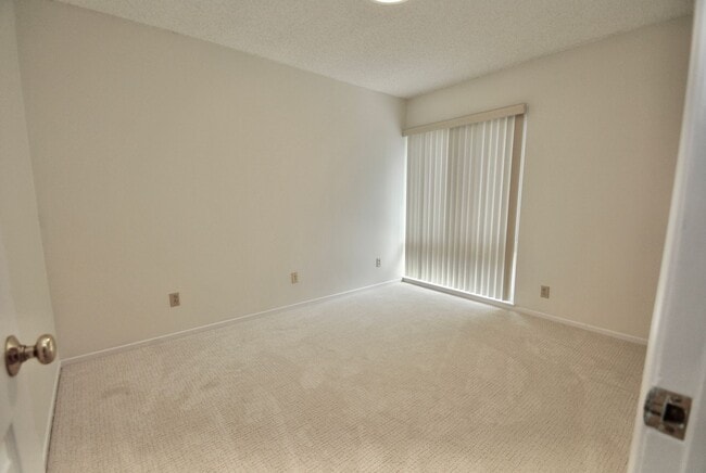 Building Photo - Charming Four Bedroom Rossmoor Home