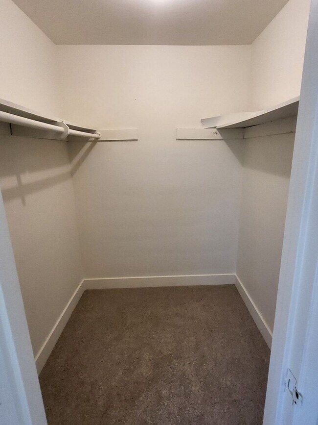 Building Photo - 3351 E Andy St