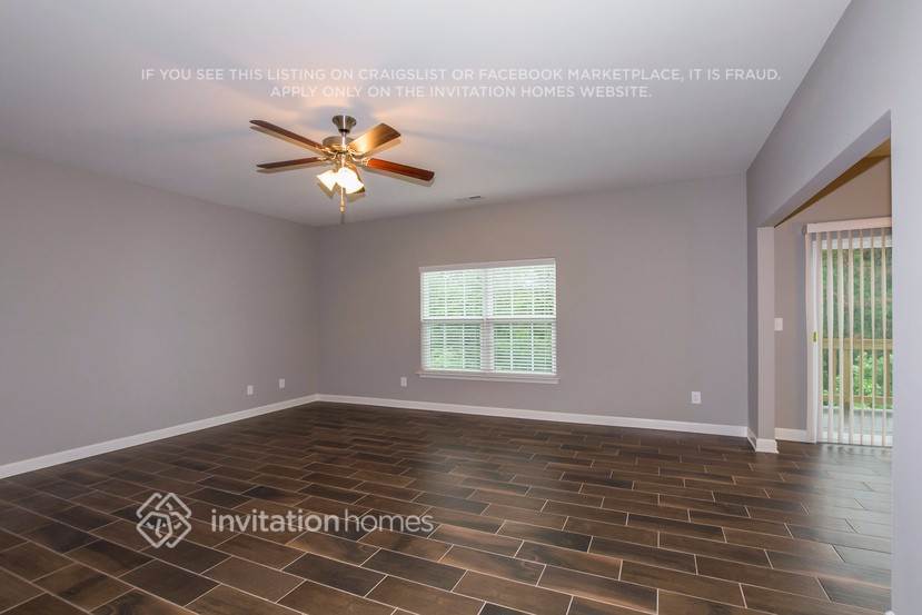 Building Photo - 122 Four Seasons Way