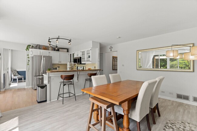 Building Photo - 257 Indian Ridge Ln