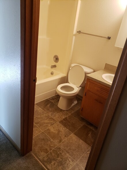 Building Photo - 1111 W Pierce St