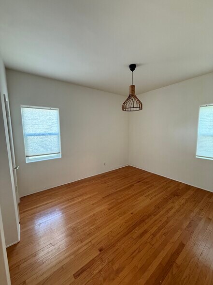 Building Photo - 2023 Talmadge St