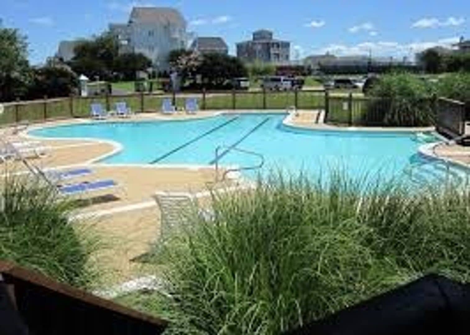 Building Photo - 811 N 1st St