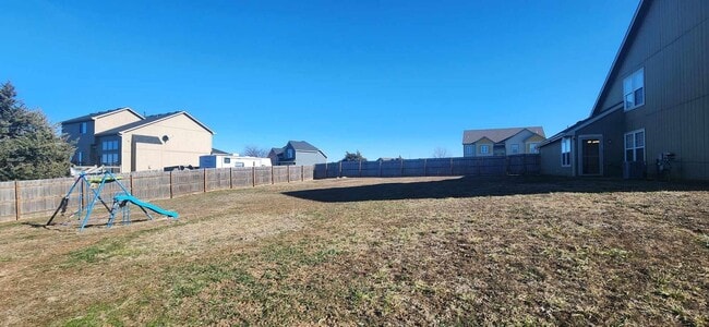 Building Photo - Spacious Home for Rent