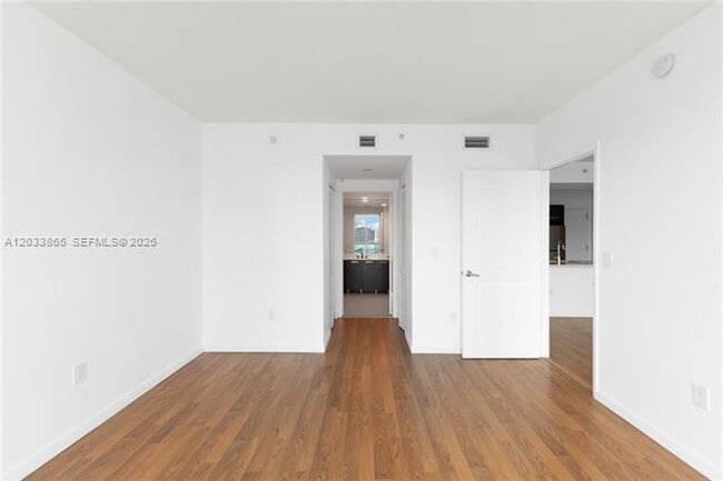 Building Photo - 333 NE 24th St