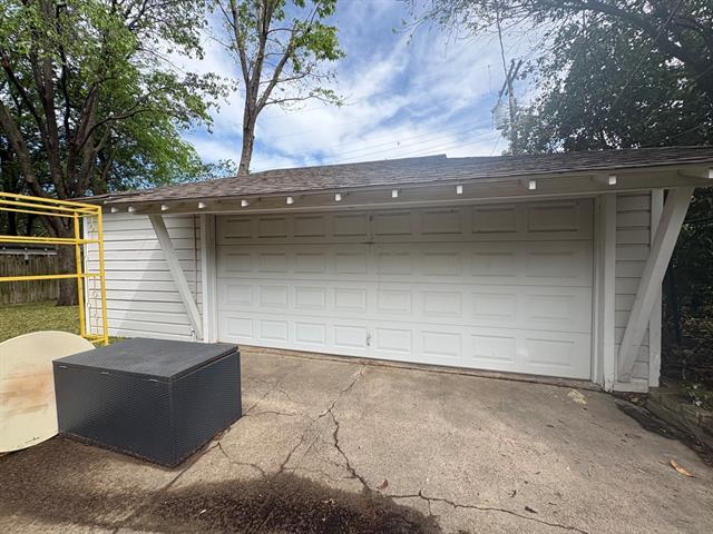 Building Photo - 7525 Wentwood Dr