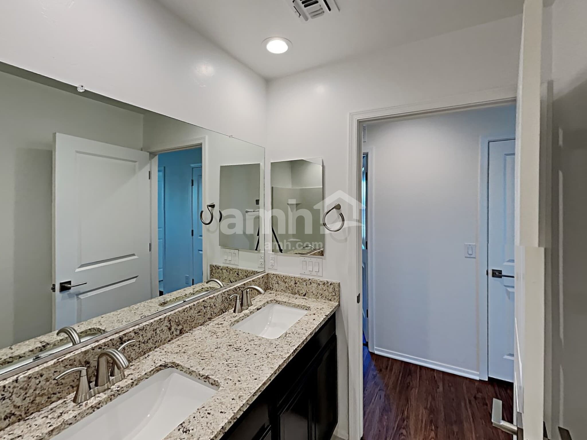 Building Photo - 6869 E Via Arroyo Largo