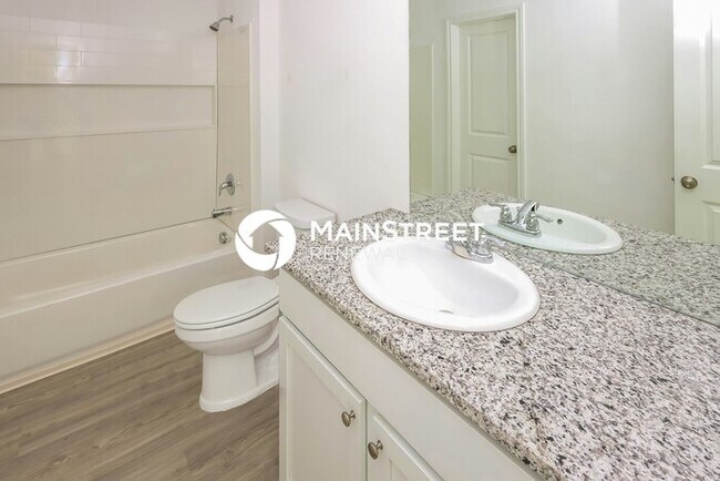 Building Photo - 3 Bedroom Pet-Friendly Home in San Antonio, TX with Main Street Renewal