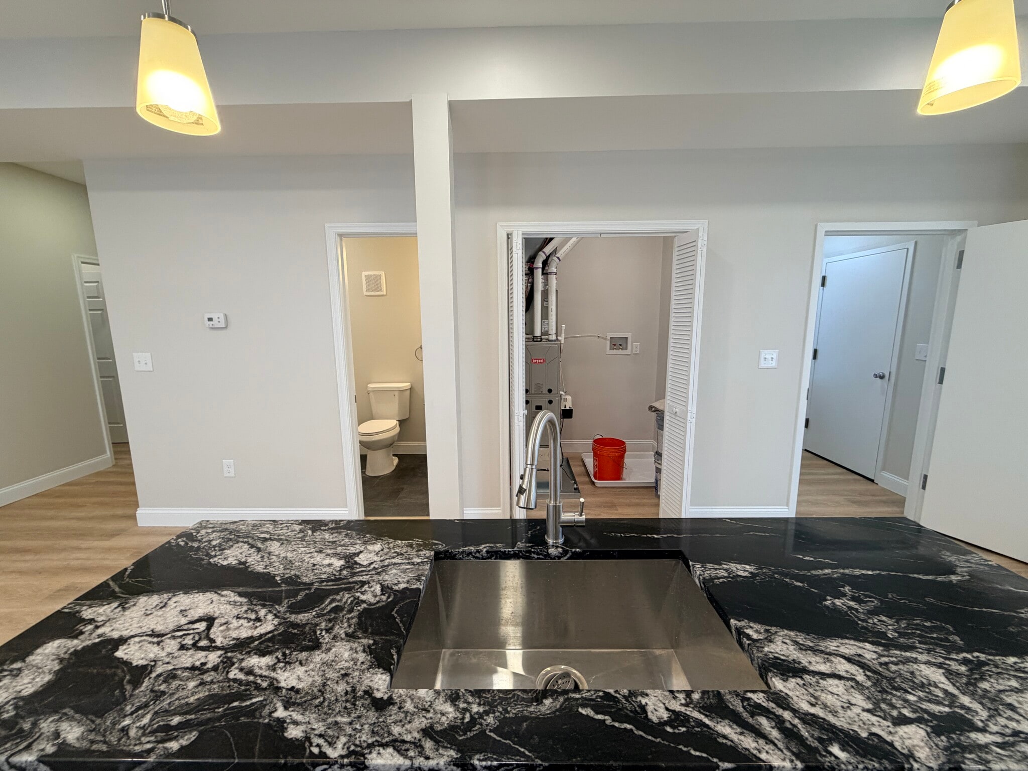 Building Photo - 3 E Overlea Ave