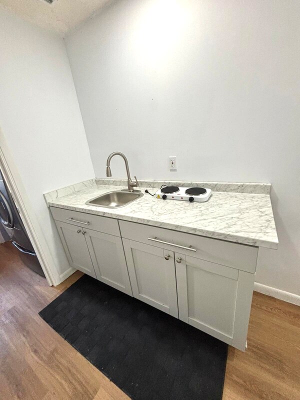 Building Photo - 9526 Brimton Dr