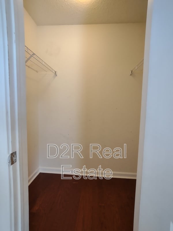 Building Photo - 1121 Branigin Creek Ct