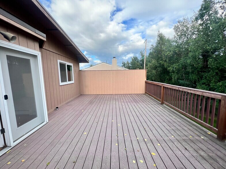 Building Photo - 3924 Cosmos Dr