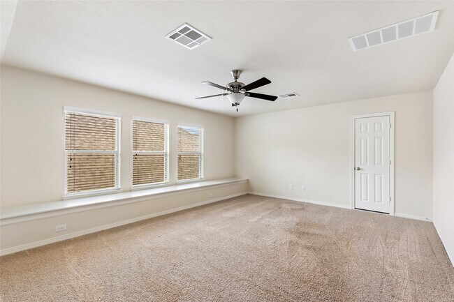 Building Photo - 2817 Shadow Woods Ct