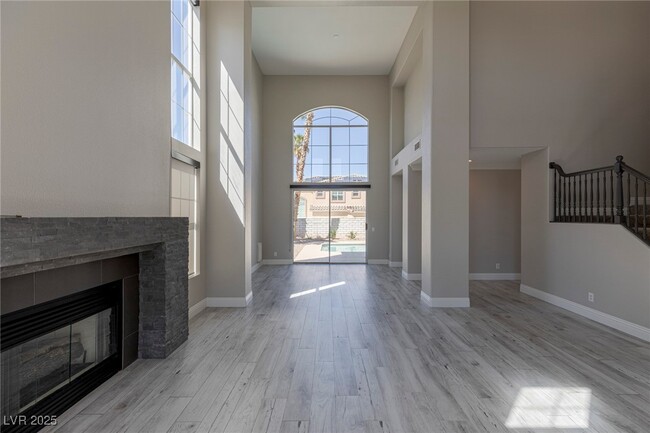 Building Photo - 2510 Putting Green Dr