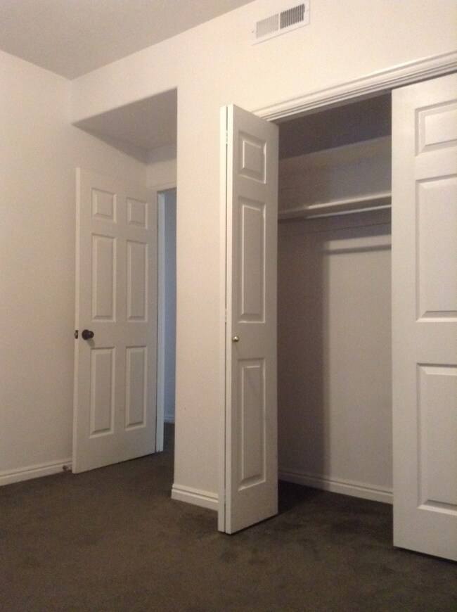 Building Photo - 1523 S 430 W