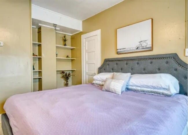 Building Photo - 1741 1st St S