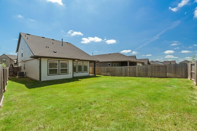 Building Photo - 17043 Luminous Ln