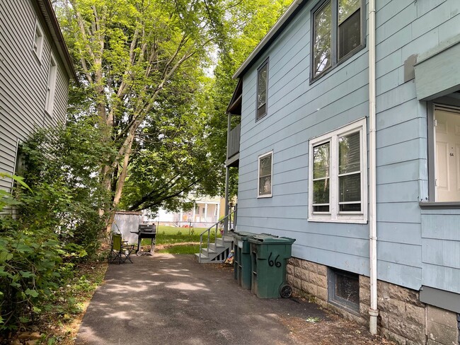 Building Photo - 64-66 Lincoln Ave