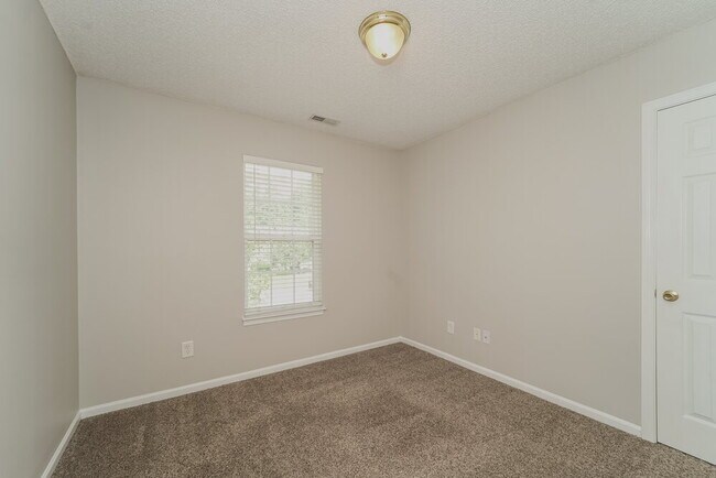 Building Photo - 9612 Ashlyn Elizabeth Ct