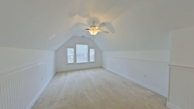 Building Photo - 4064 11th St