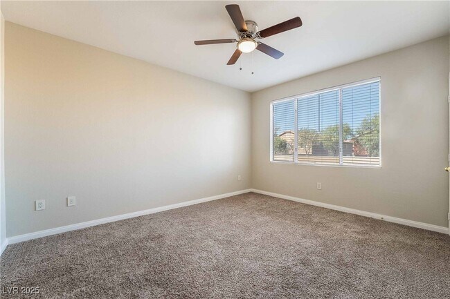 Building Photo - 2900 Sunridge Heights Pkwy