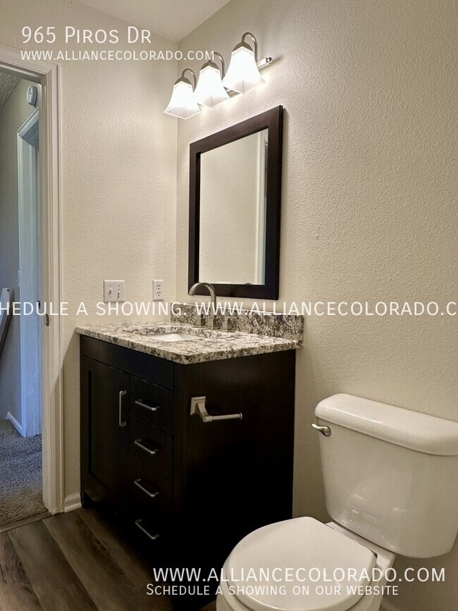 Building Photo - 965 Piros Dr