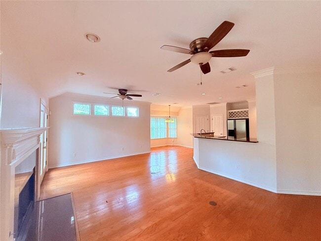 Building Photo - 5615 Shoal Creek Blvd