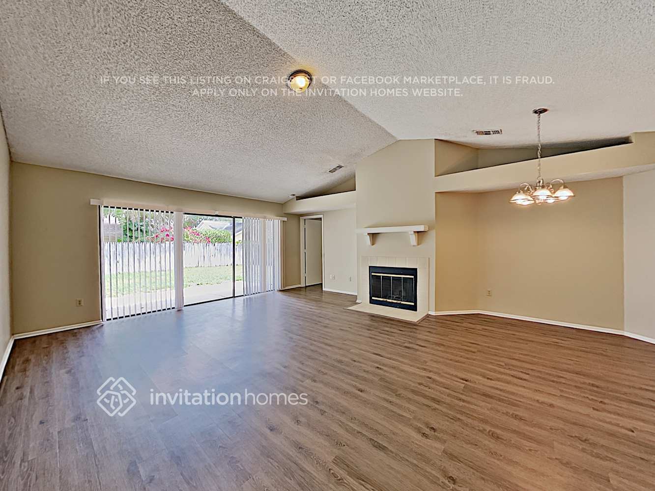 Building Photo - 566 S Sundance Dr