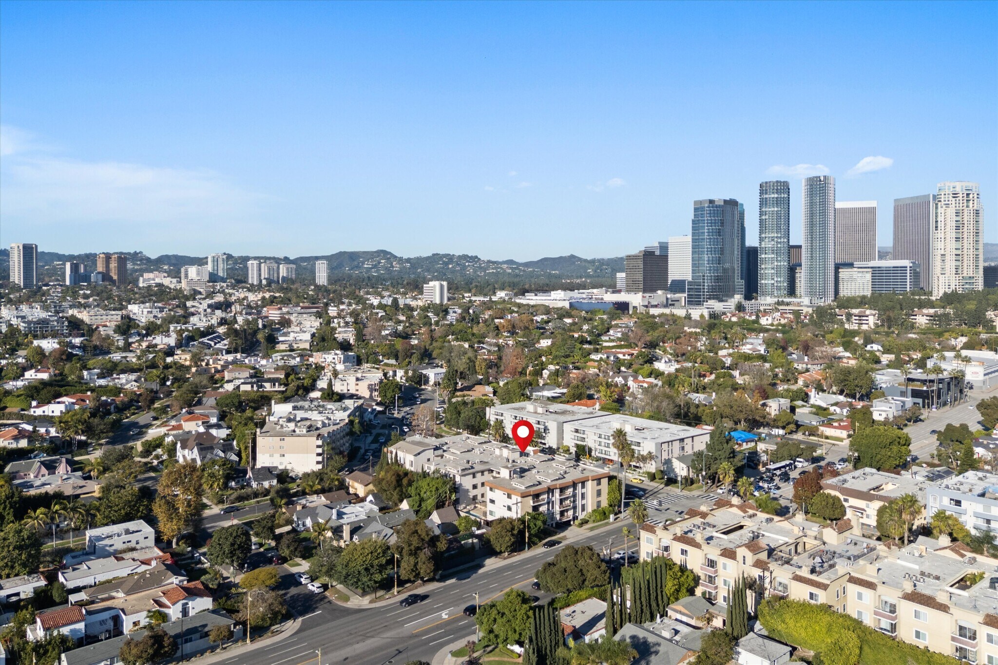 Building Photo - 2175 S Beverly Glen Blvd