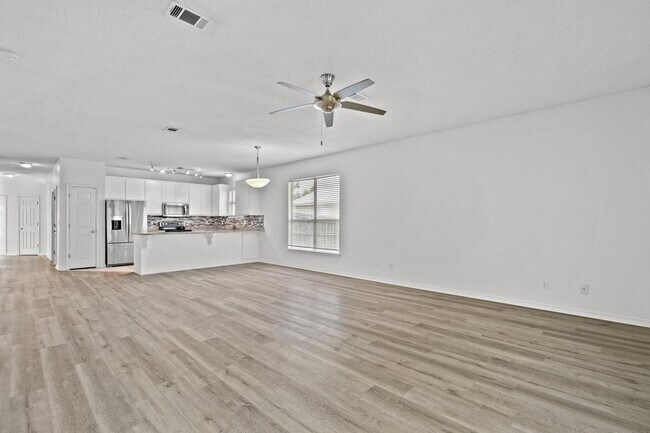 Building Photo - 47 White Heron Dr