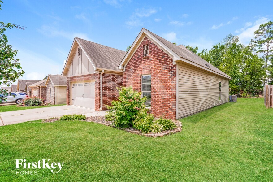 Building Photo - 1114 Emerald Ridge Dr