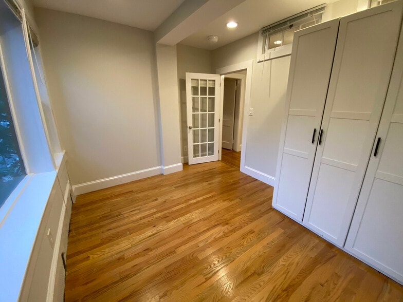 Building Photo - 26 Chiswick Rd