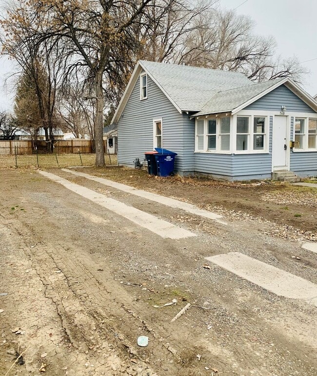 Building Photo - Newly Upgraded 2-Bedroom Home Available Now!