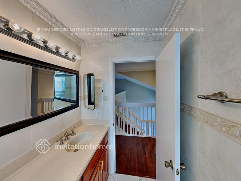 Building Photo - 18057 SW 12th Ct