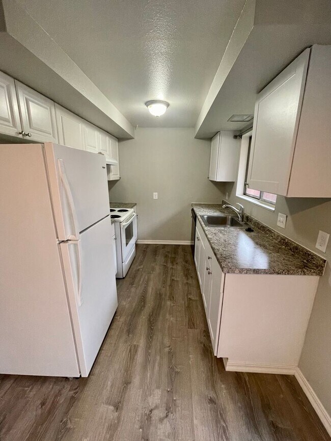 Building Photo - Byers Fourplex