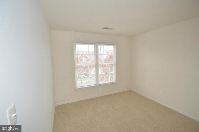 Building Photo - 42555 Pelican Dr